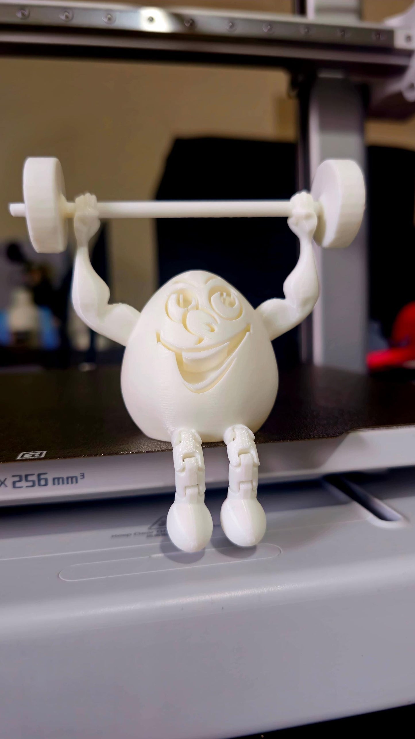 Strong Easter Egg Fitness Figure – Fun and Articulated Gift